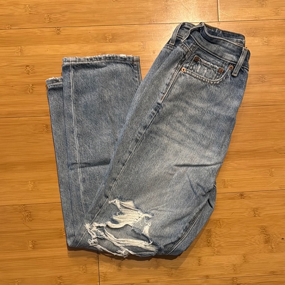 Classic Blue Distressed Women's Jeans - Picture 1 of 6